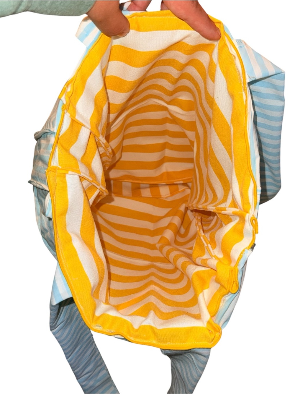 Handmade quilted Light Blue & White Striped Tote Bag with Yellow liner - Picture 2 of 3